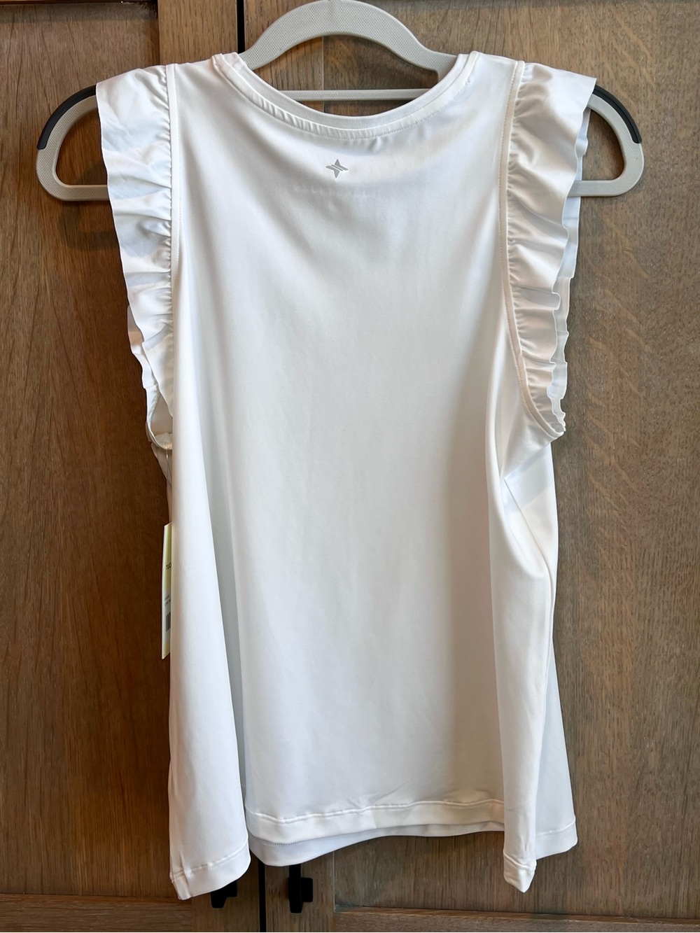 TUCKERNUCK Sport White Ruffle Performance Tank Top Tennis Golf NWT Small - Picture 16 of 17